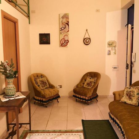 B&B Il Nespolo Salerno Eksteriør billede